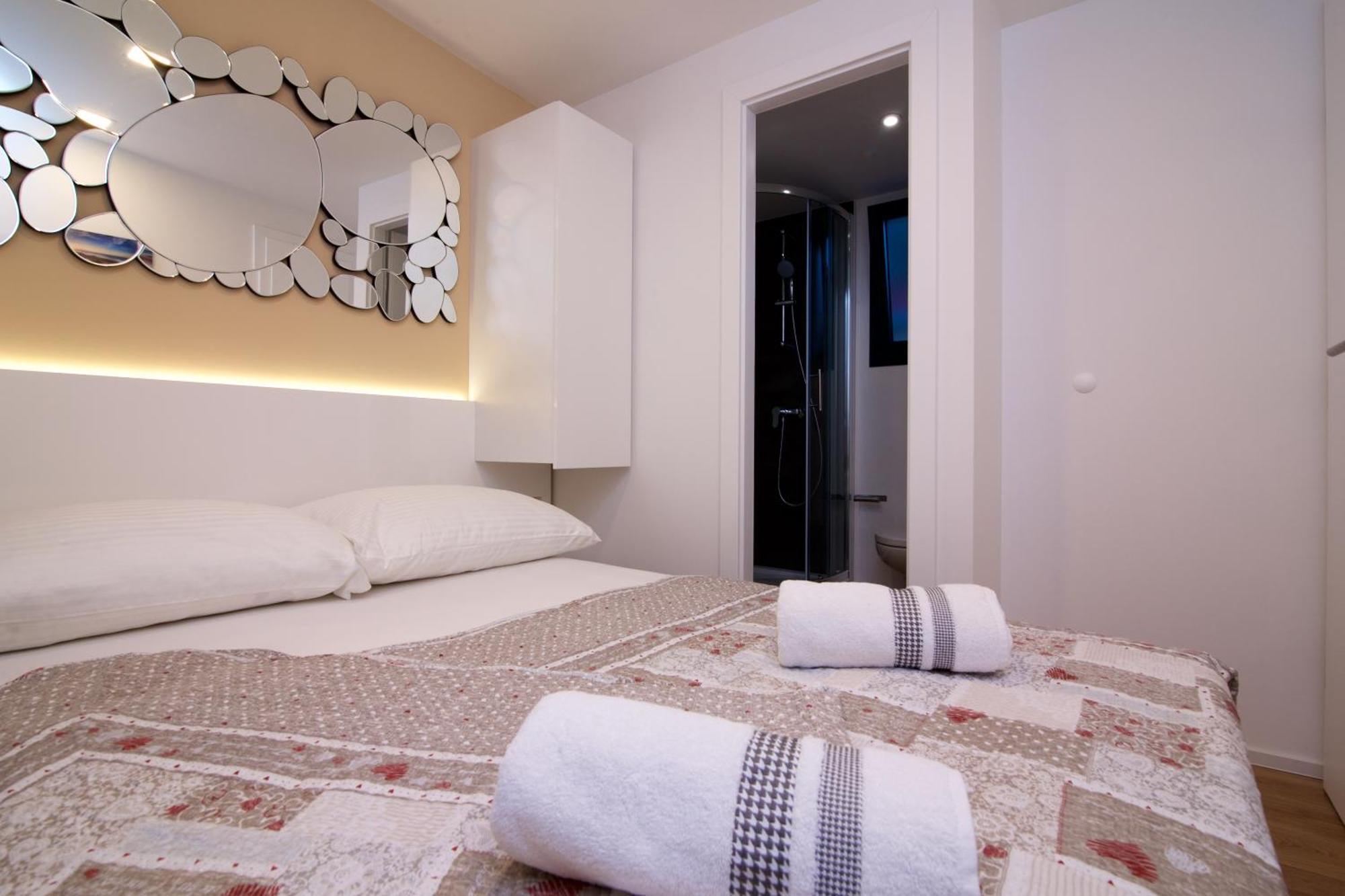 Tomica Apartments With Pool Biograd Na Moru Extérieur photo