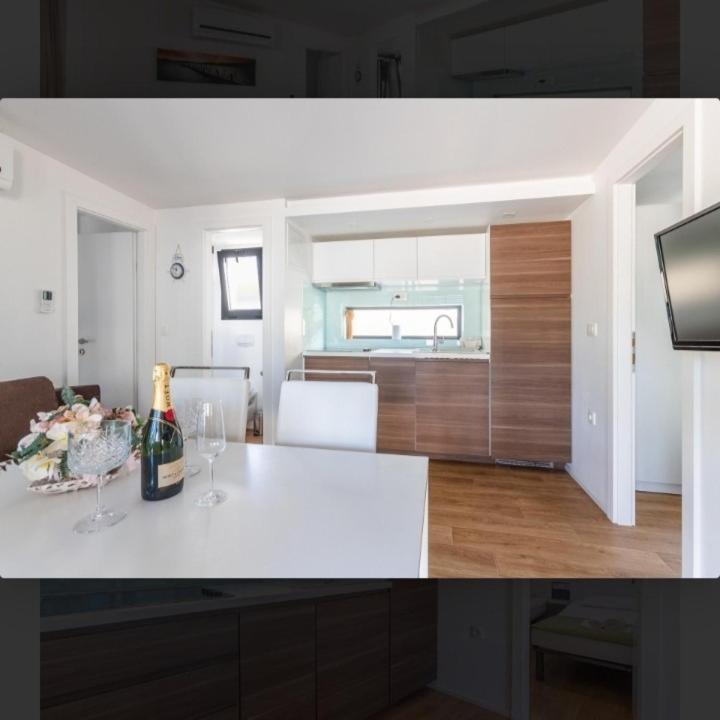 Tomica Apartments With Pool Biograd Na Moru Extérieur photo